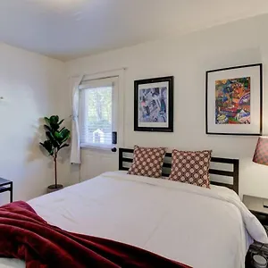 Gated Walking Distance To Overton Square , Memphis United States