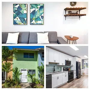Refreshing Renovation Walk To The , Kihei United States