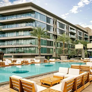 4* Hotell W