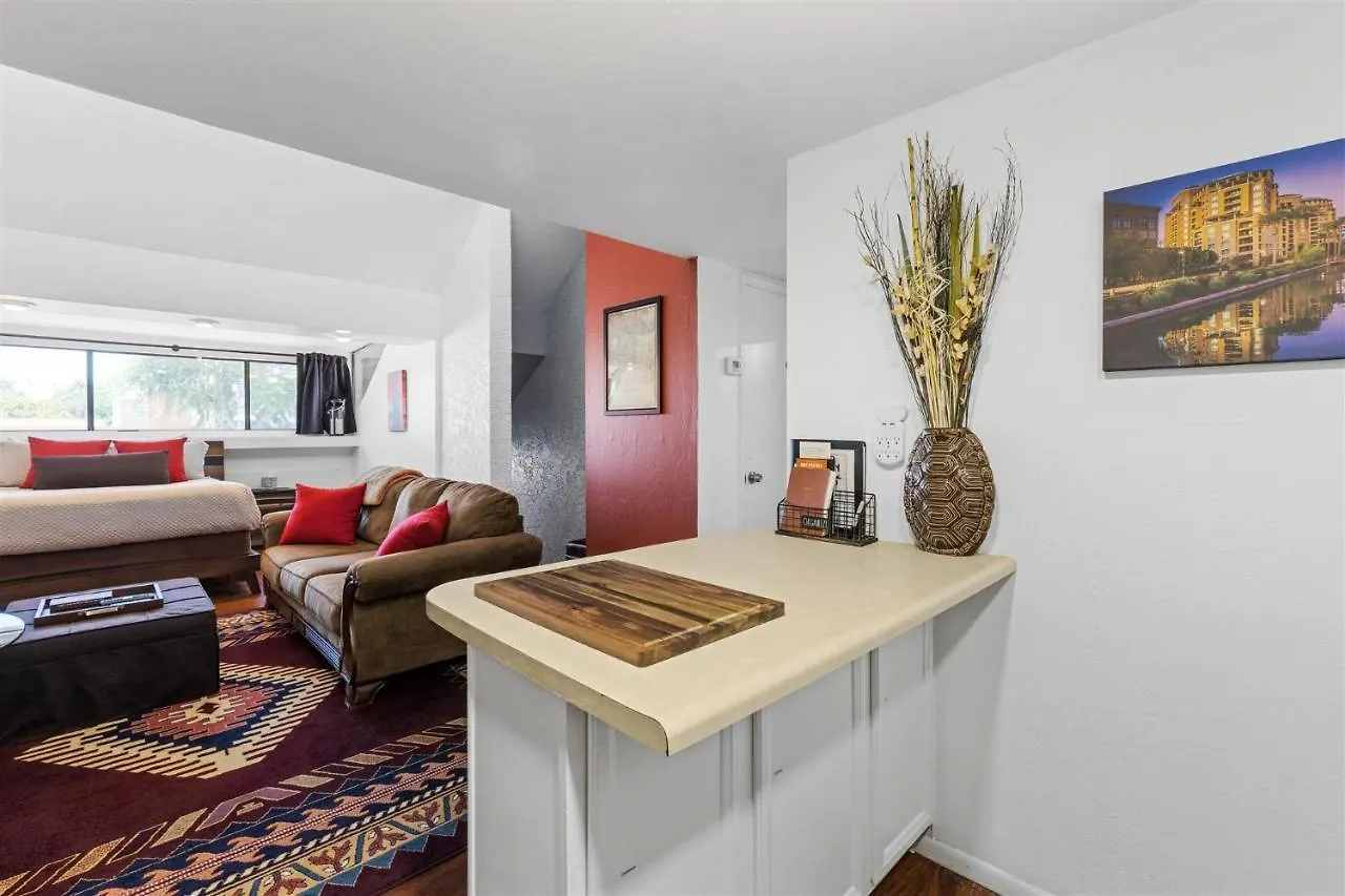 Nightlife & Shop Old Town Scottsdale - Studio Unit United States