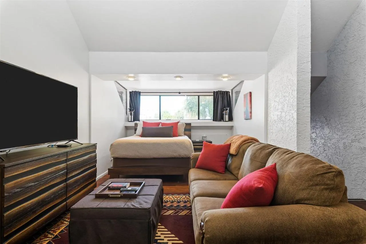 Nightlife & Shop Old Town Scottsdale - Studio Unit